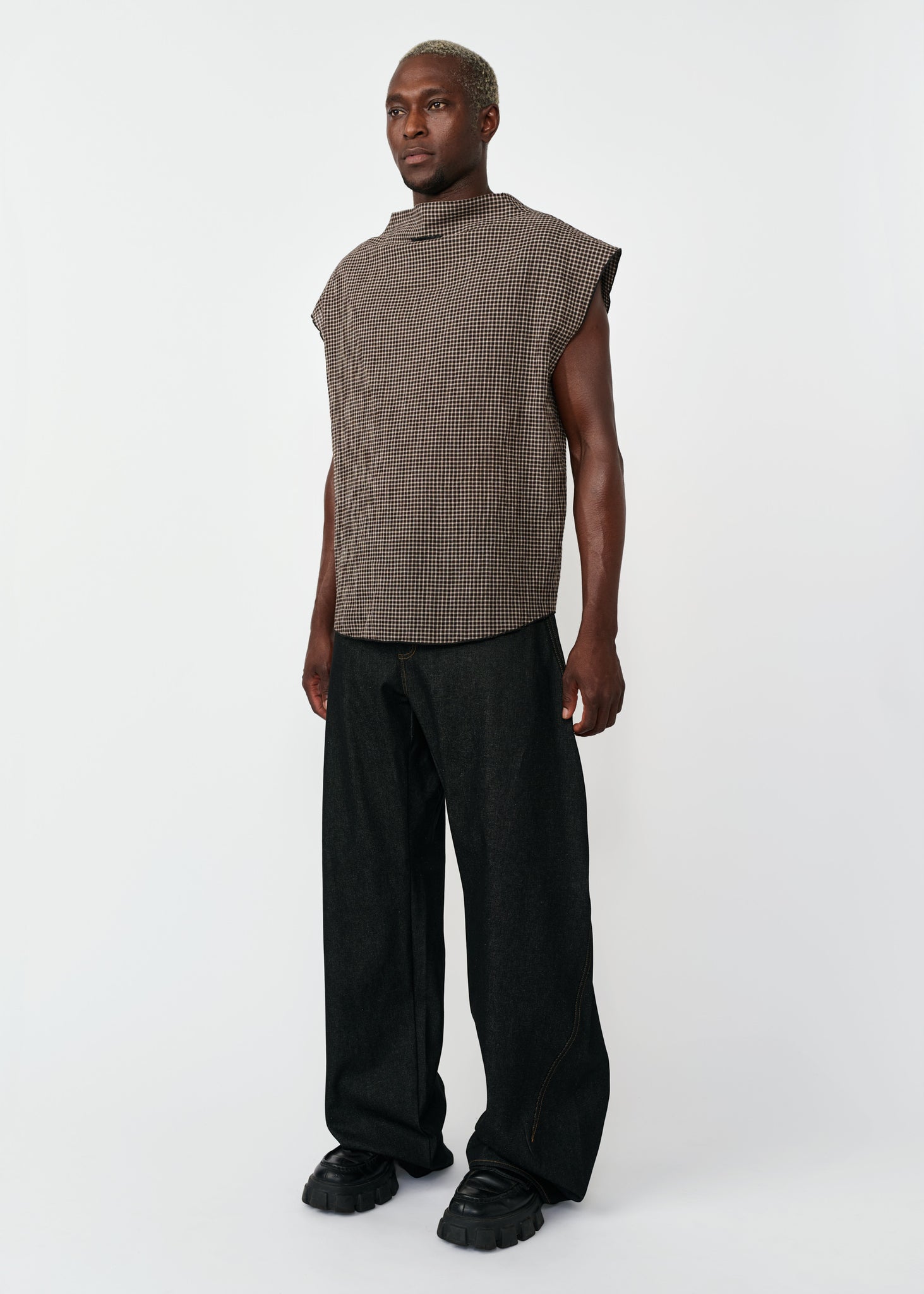 KADO CURVED DENIM PANTS