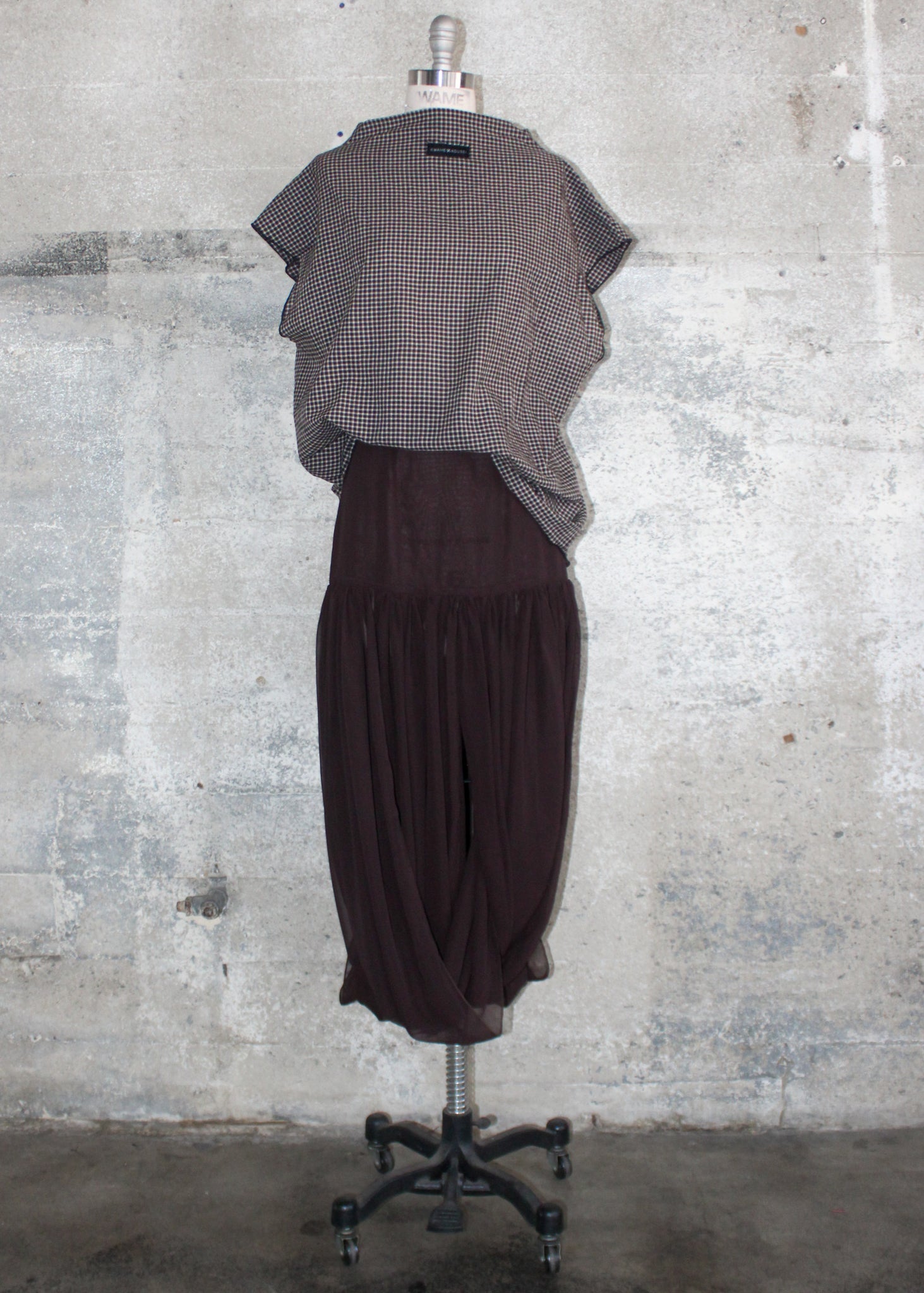 KABEAU SLEEVELESS TOP