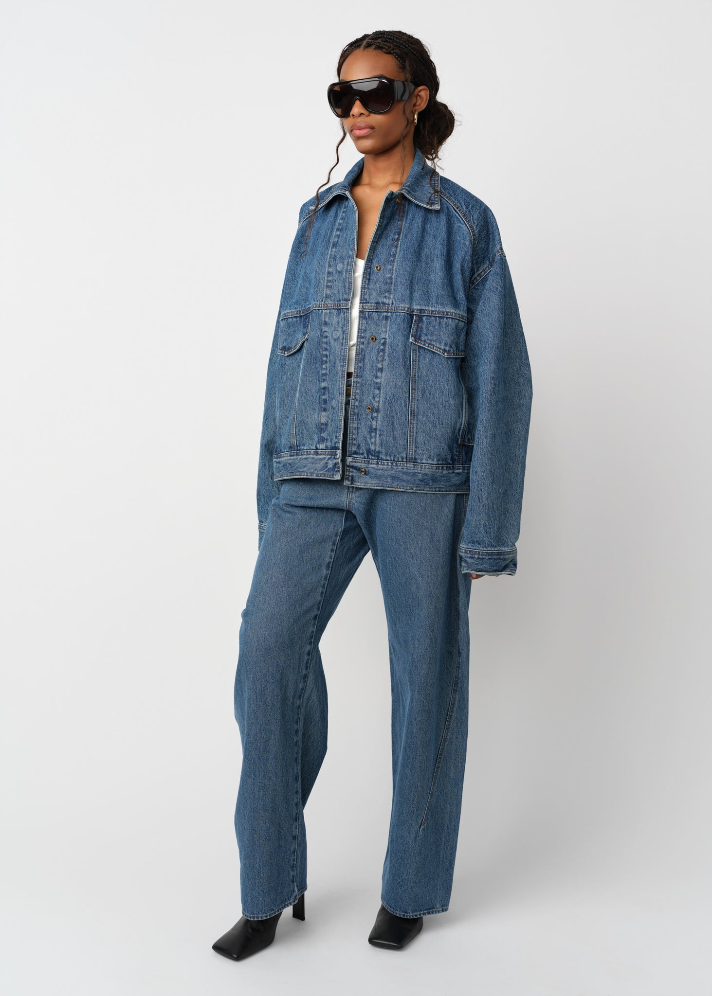 KADO CURVED DENIM PANTS