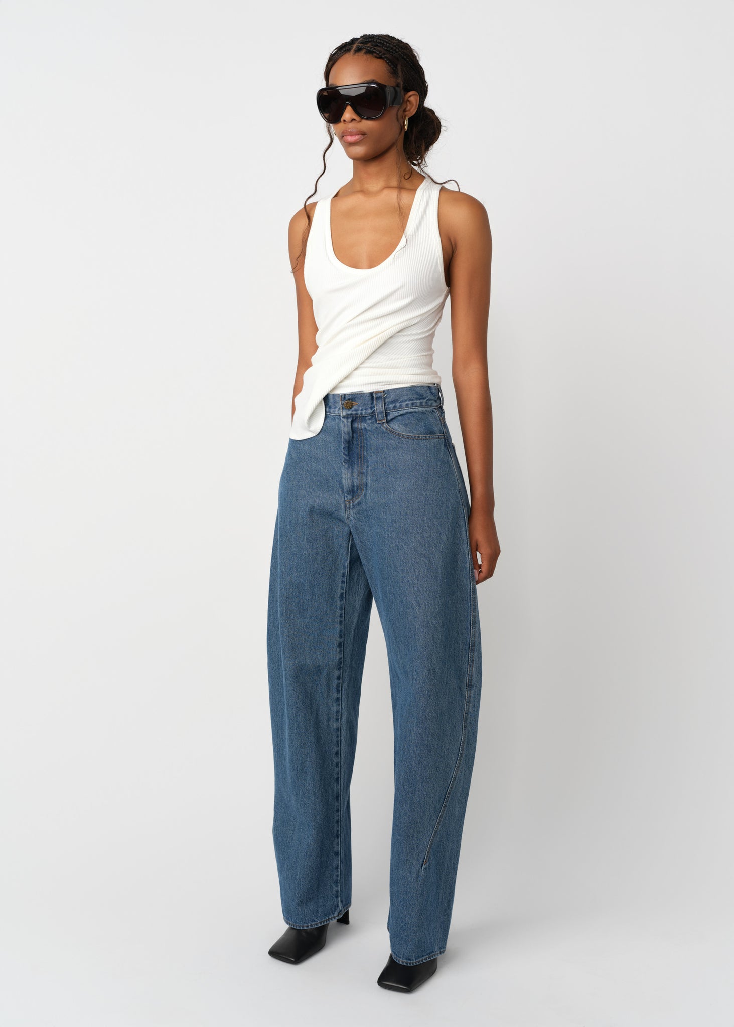 KADO CURVED DENIM PANTS