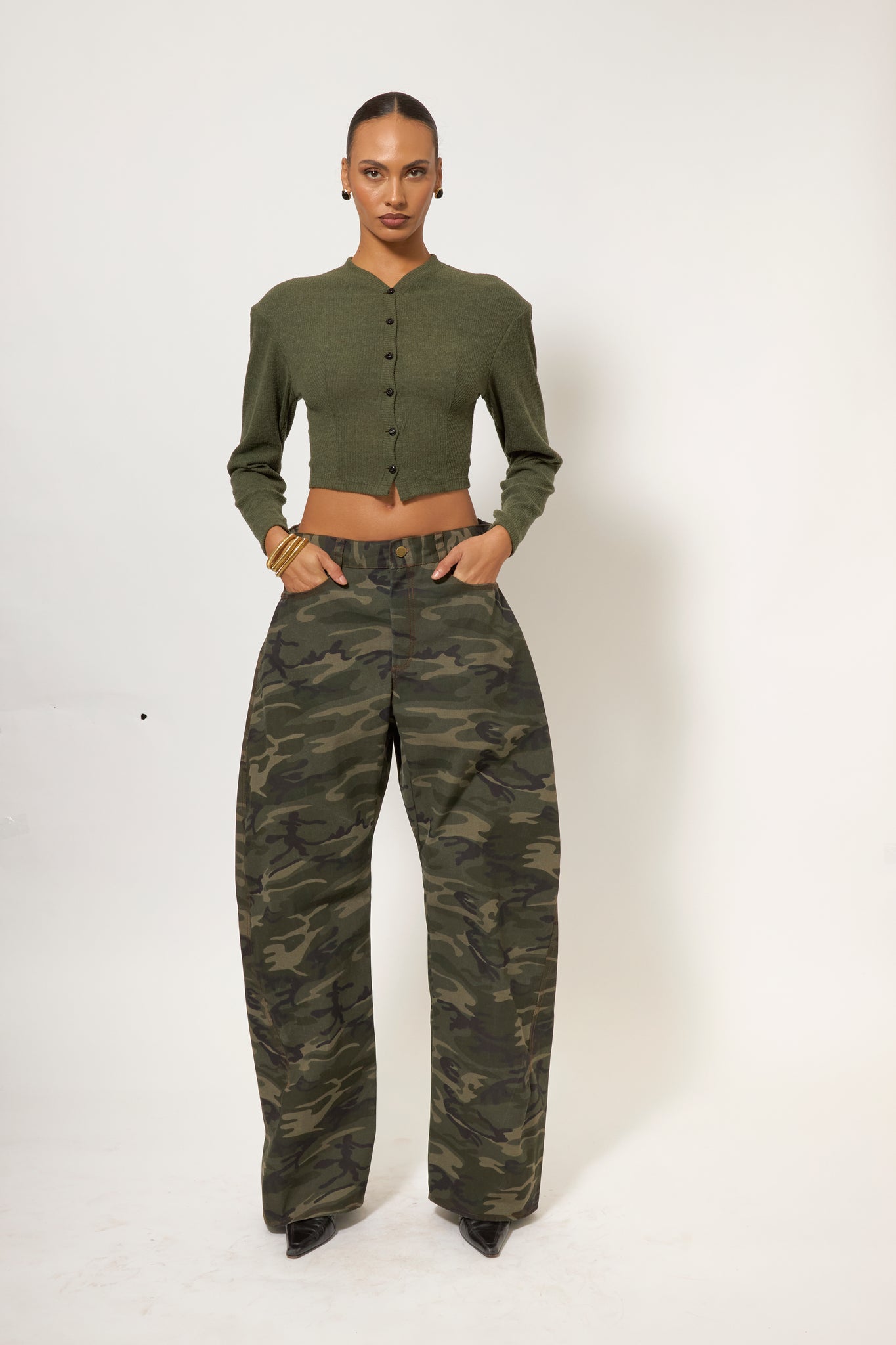 KAMO CURVED PANT