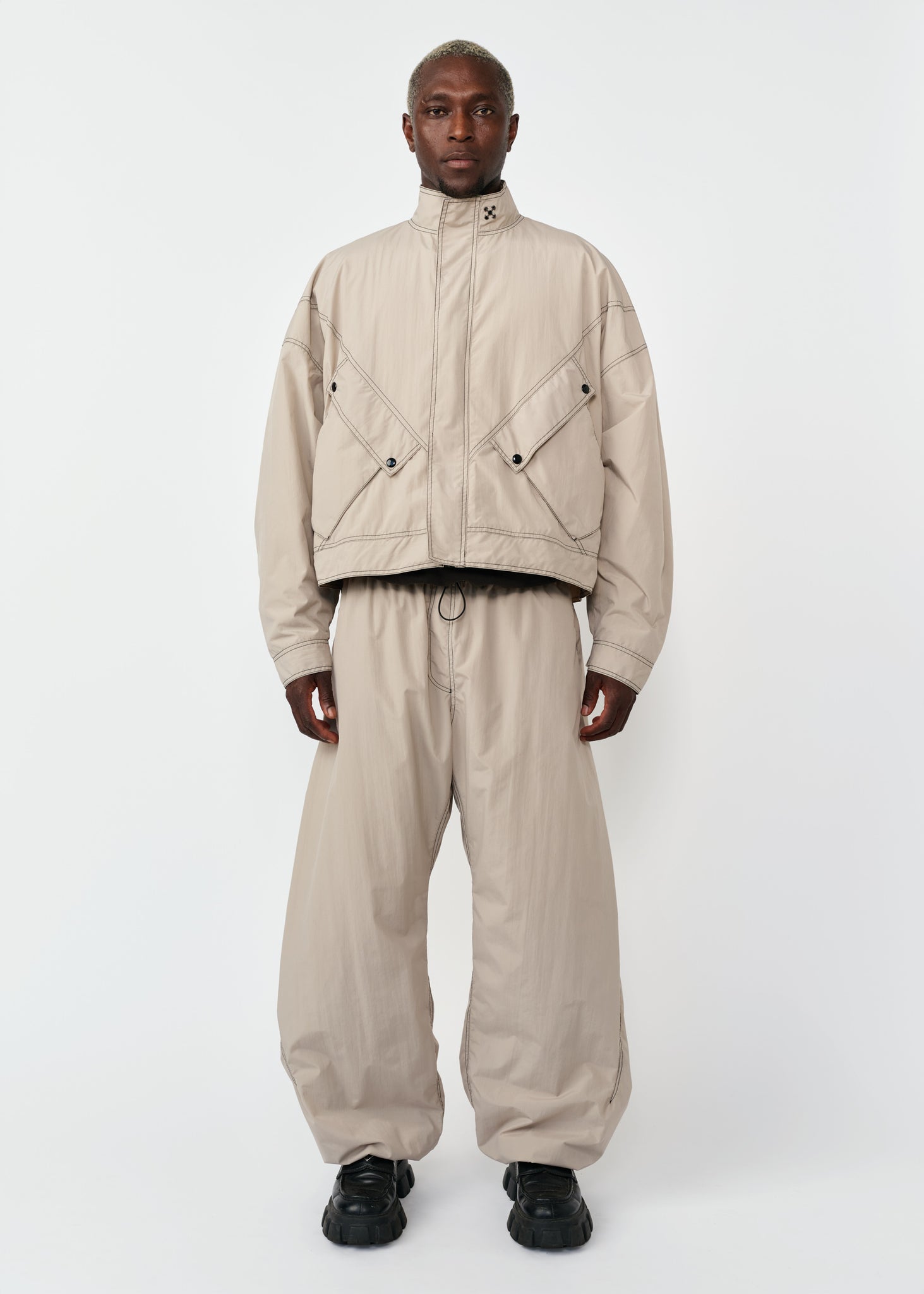 KADO CURVED NYLON PANTS