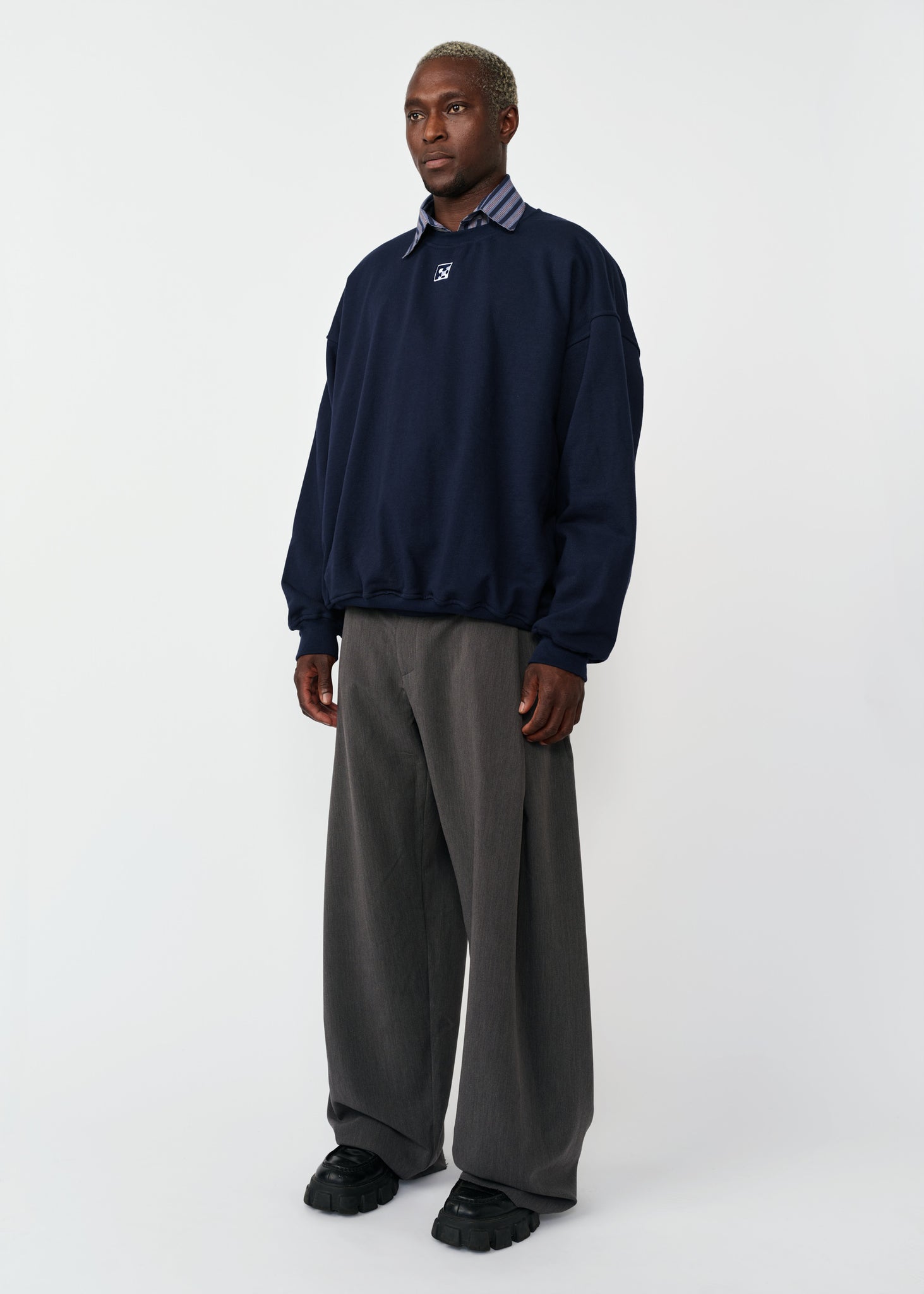 KANIM CREWNECK