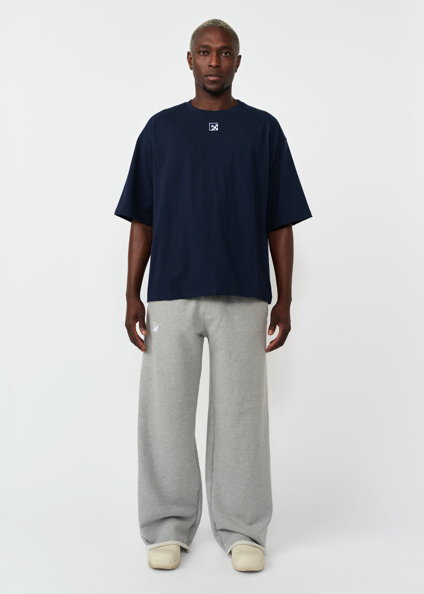 KASH EMBROIDERED TEE