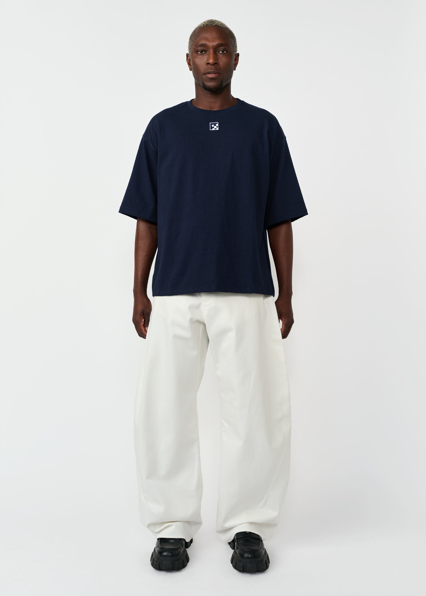 KADO CURVED DENIM PANTS