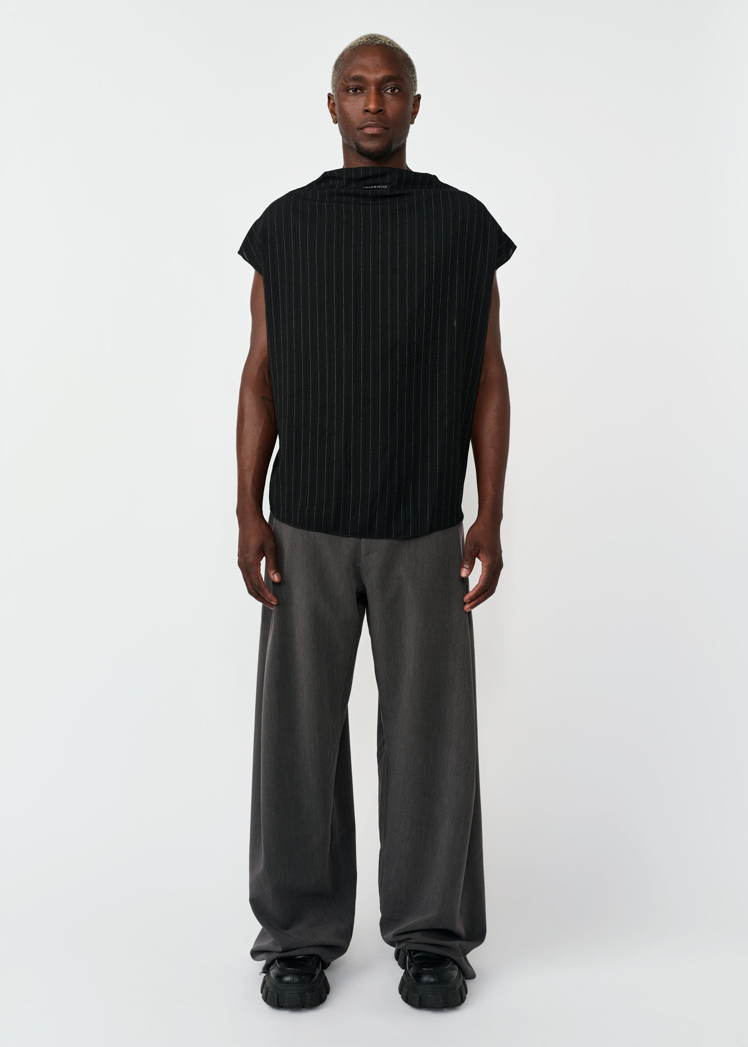 KABEAU SLEEVELESS TOP