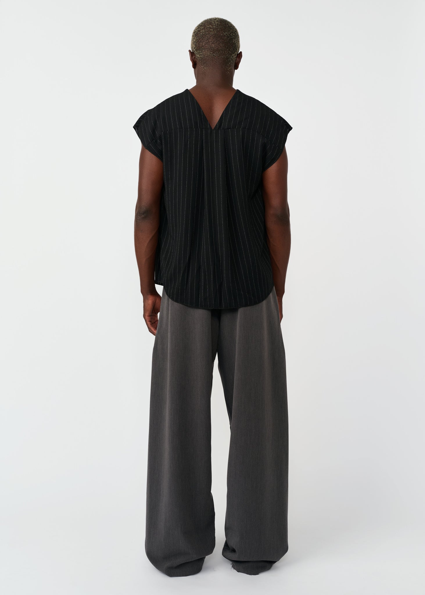 KABEAU SLEEVELESS TOP