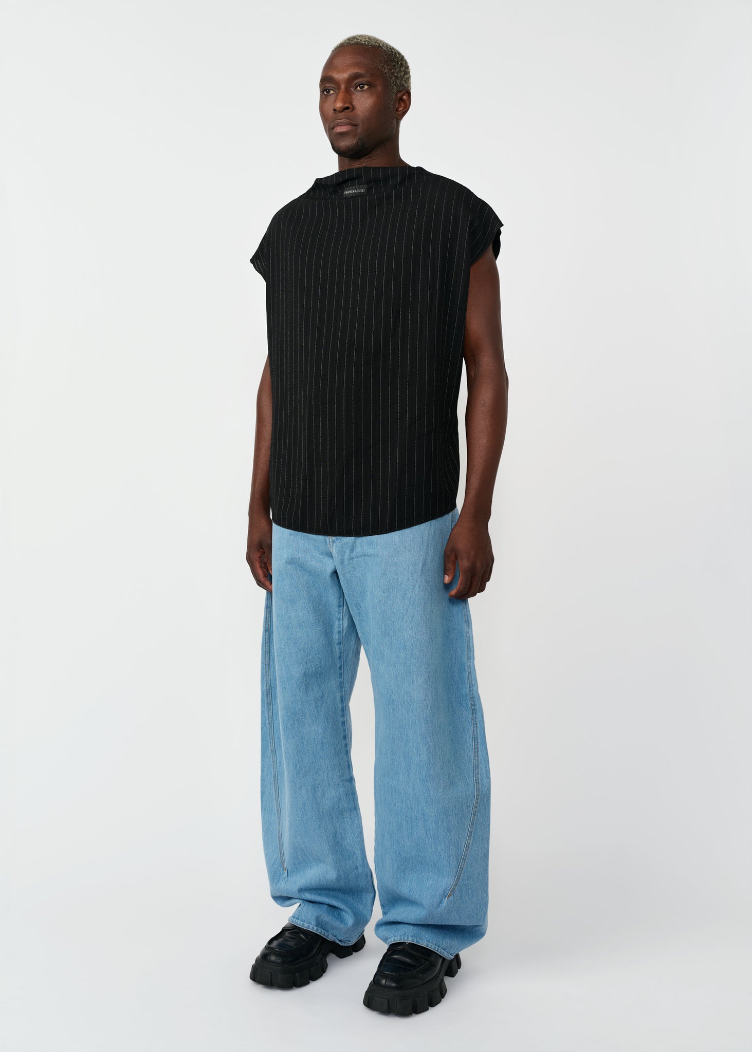 KADO CURVED DENIM PANTS